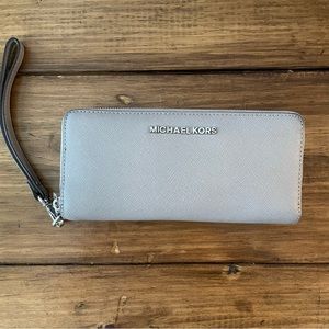 MK - Grey Wallet